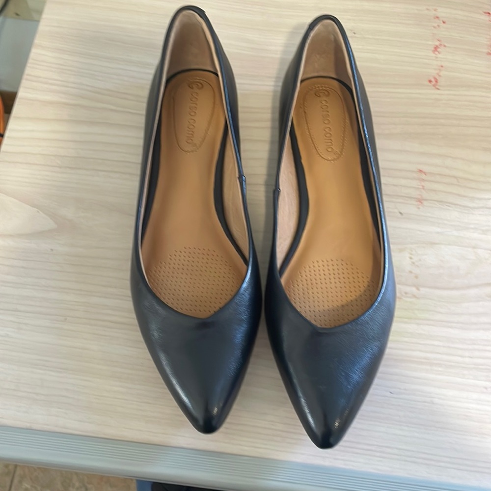 Corso Como pointy flats
